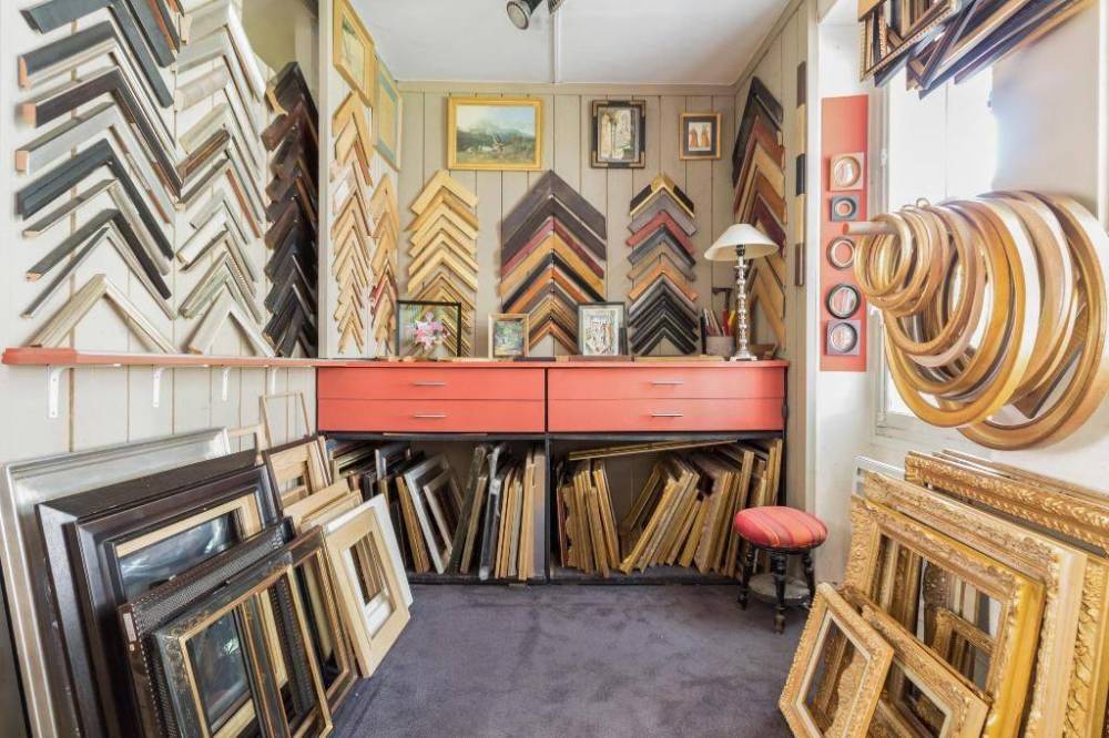 trouvez un artisan d&rsquo;int&eacute;rieur &agrave; vaucresson pour vos travaux de r&eacute;novation, d&eacute;coration et am&eacute;nagement sur mesure. qualit&eacute;, expertise et conseils personnalis&eacute;s pour sublimer votre int&eacute;rieur.