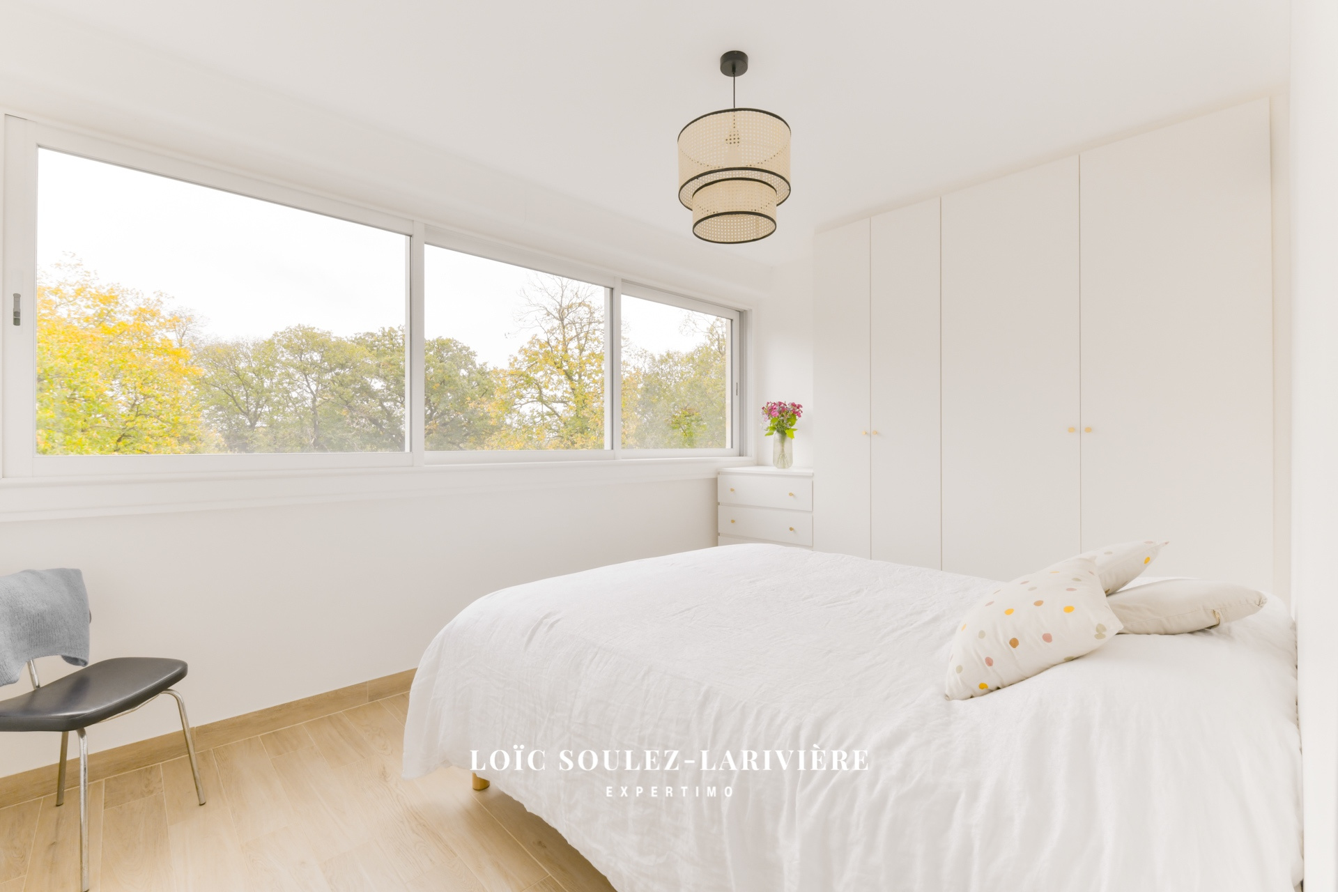 découvrez nos services d'électricité haut de gamme à vaucresson : installations, dépannages et solutions sur-mesure pour particuliers et professionnels. expertise, qualité et sécurité garanties.