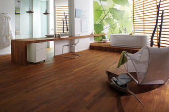 d&eacute;couvrez tout ce qu&rsquo;il faut savoir sur le prix de la pose de parquet : tarifs au m&sup2;, facteurs impactant le co&ucirc;t, conseils pour bien choisir votre artisan et estimer votre budget.