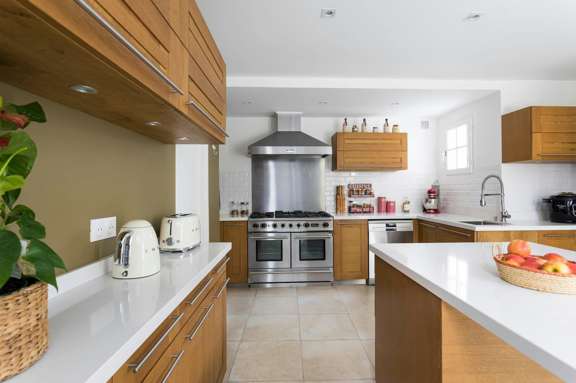 d&eacute;couvrez nos conseils et solutions pour r&eacute;ussir votre r&eacute;novation : id&eacute;es, astuces, &eacute;tapes cl&eacute;s et accompagnement pour transformer votre int&eacute;rieur ou votre ext&eacute;rieur facilement.