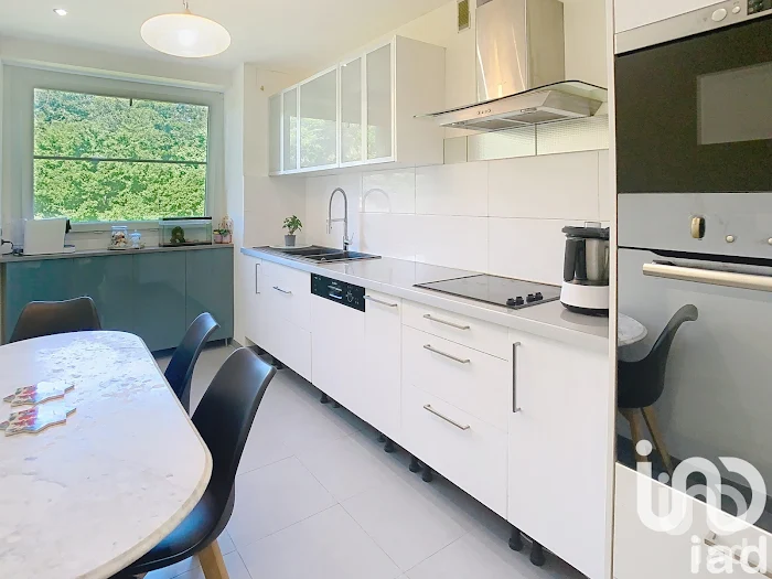 confiez la rénovation de votre appartement à vaucresson à des experts qualifiés. rénovation complète, conseils personnalisés et finitions de qualité pour valoriser votre bien immobilier.