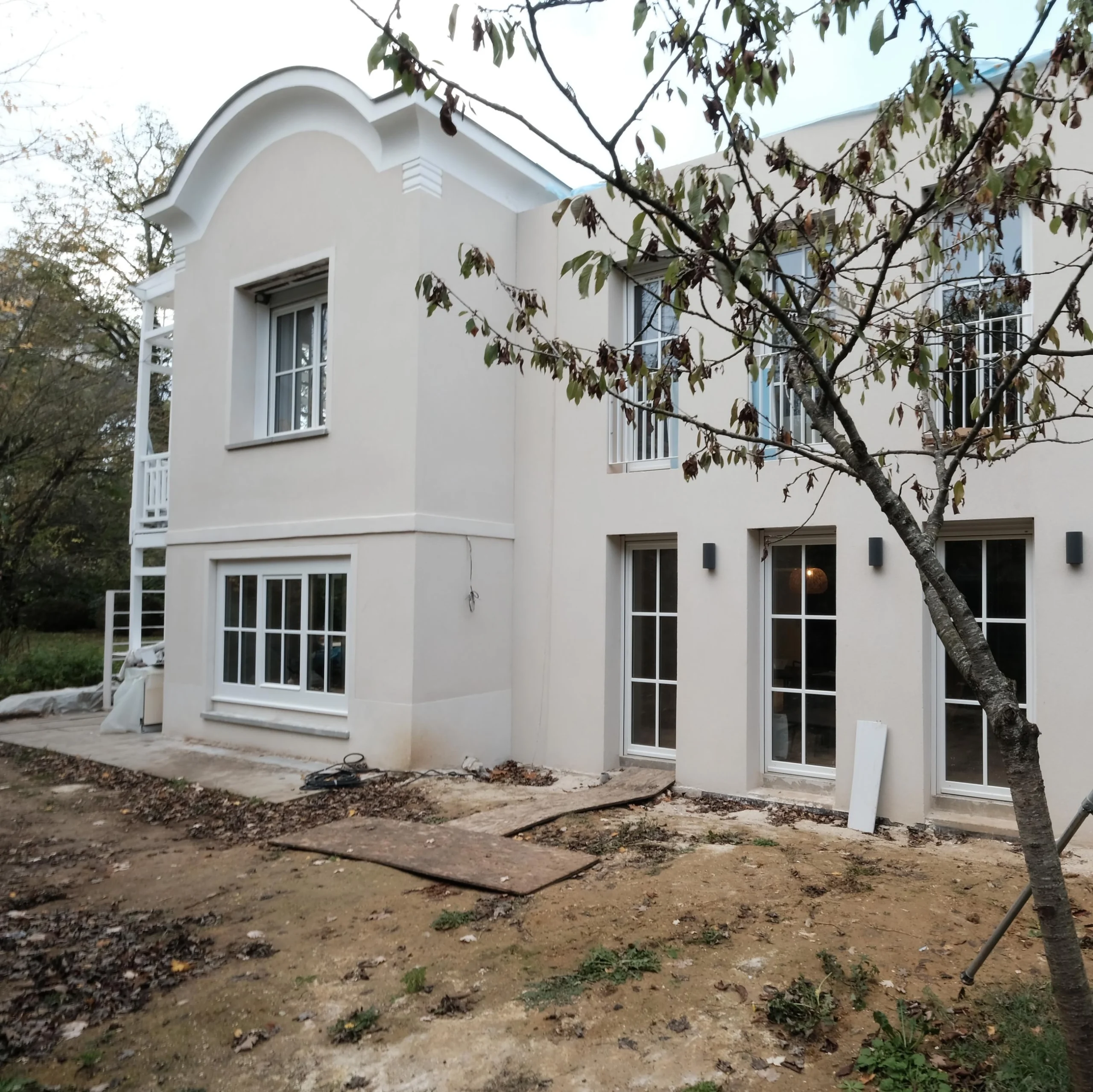 confiez vos projets de rénovation de bâtiment à vaucresson à des experts qualifiés. services complets pour maisons, appartements et locaux professionnels. devis gratuit et personnalisé.