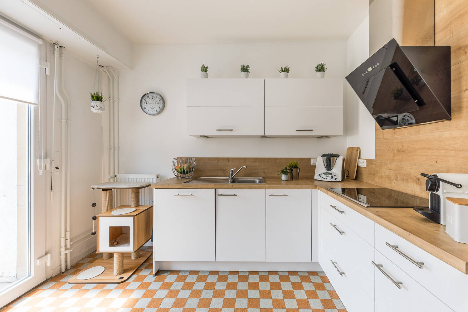 confiez la r&eacute;novation de votre cuisine &agrave; vaucresson &agrave; des experts qualifi&eacute;s. modernisez votre espace, am&eacute;liorez votre confort et valorisez votre bien avec une cuisine sur mesure et des mat&eacute;riaux de qualit&eacute;.