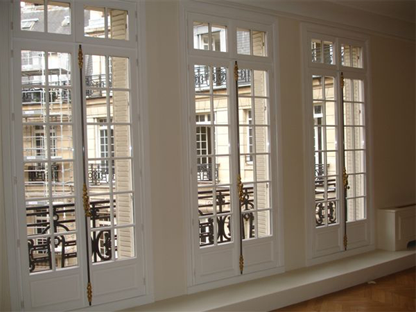 renover un appartement haussmannien découvrez nos conseils et services pour réussir votre rénovation haussmannienne : restauration élégante, respect du style d’époque et modernité adaptée aux appartements parisiens.