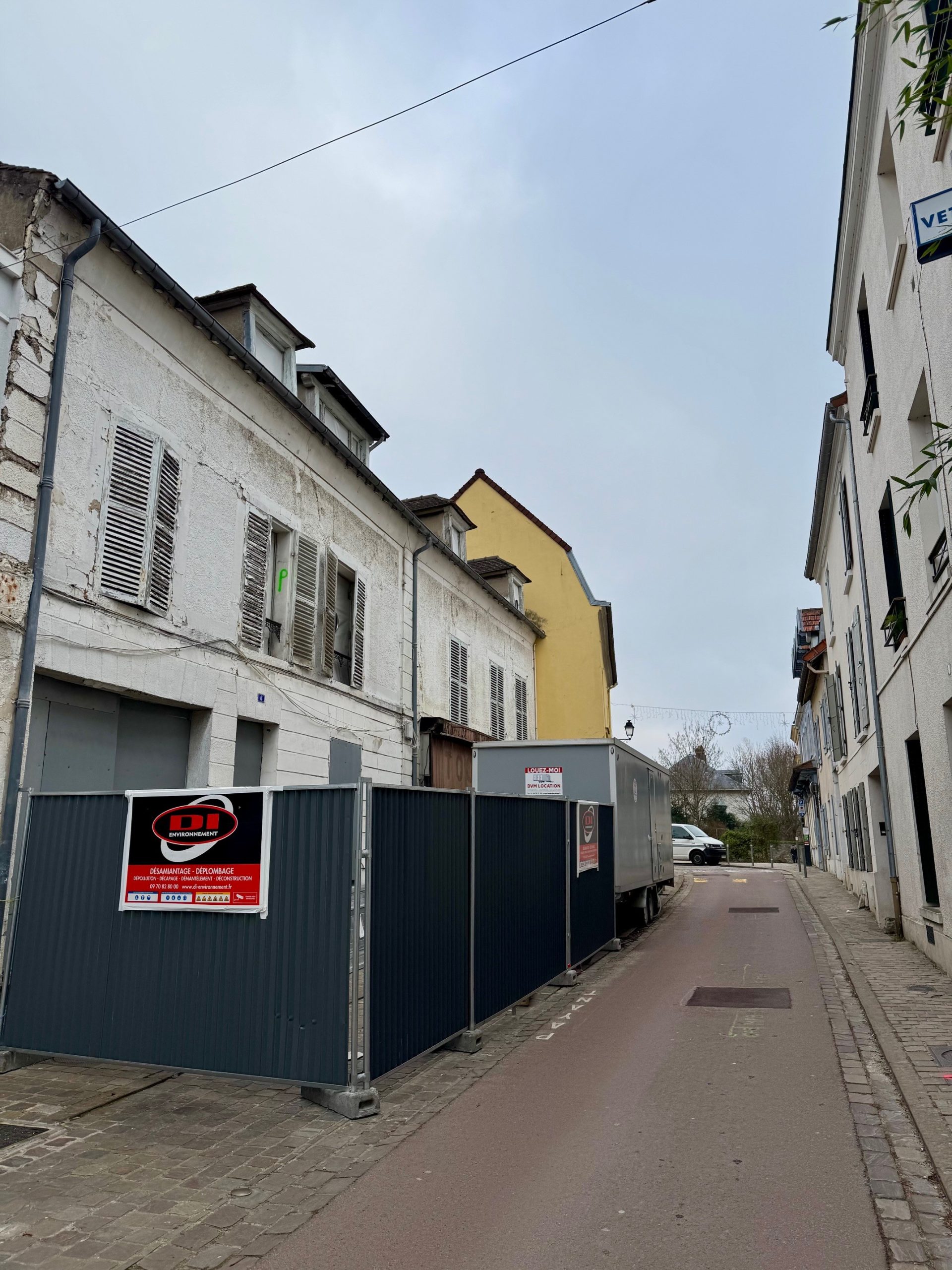 confiez votre projet de rénovation à vaucresson (92420) à des professionnels expérimentés. qualité, conseils personnalisés et devis gratuit pour rénover votre maison ou appartement.